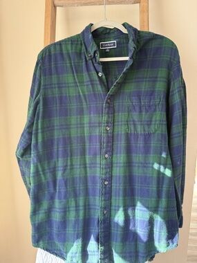 Club Room Blue and Green Plaid Button-Up Shirt